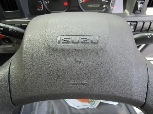 いすゞ エルフ TPG-NJR85A(2WD)の写真40