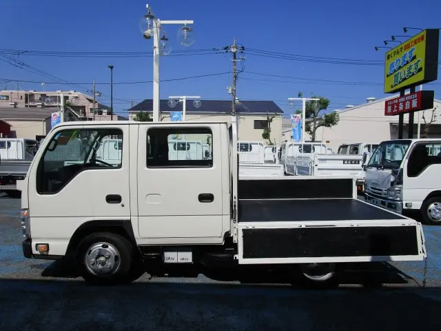 いすゞ エルフ TPG-NJR85A(2WD)の写真10