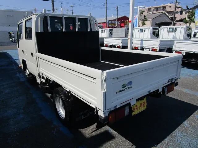 いすゞ エルフ TPG-NJR85A(2WD)の写真17