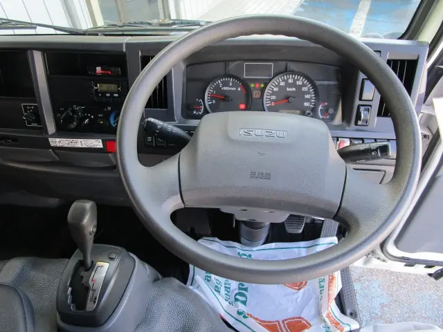 いすゞ エルフ TPG-NJR85A(2WD)の写真25