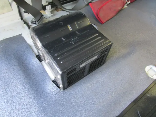 いすゞ エルフ TPG-NJR85A(2WD)の写真38
