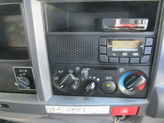 いすゞ エルフ TPG-NJR85A(2WD)の写真39