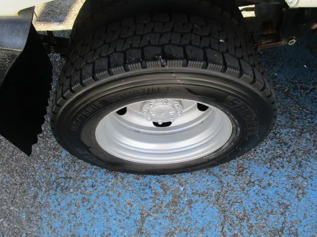 いすゞ エルフ TPG-NJR85A(2WD)の写真46