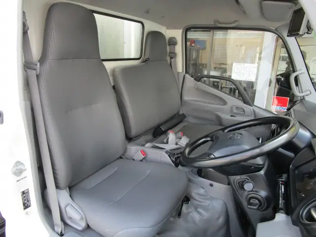 日野 デュトロ TKG-XZU645M(2WD)の写真6