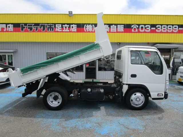 いすゞ エルフ TKG-NKR85AN(2WD)の写真9