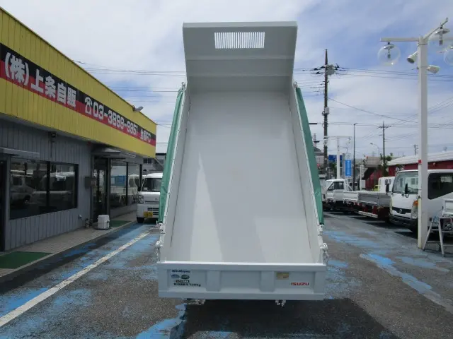 いすゞ エルフ TKG-NKR85AN(2WD)の写真11
