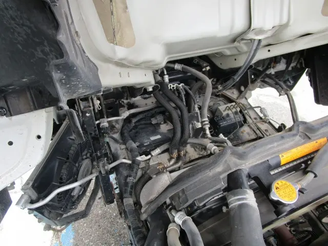 いすゞ エルフ TKG-NKR85AN(2WD)の写真15