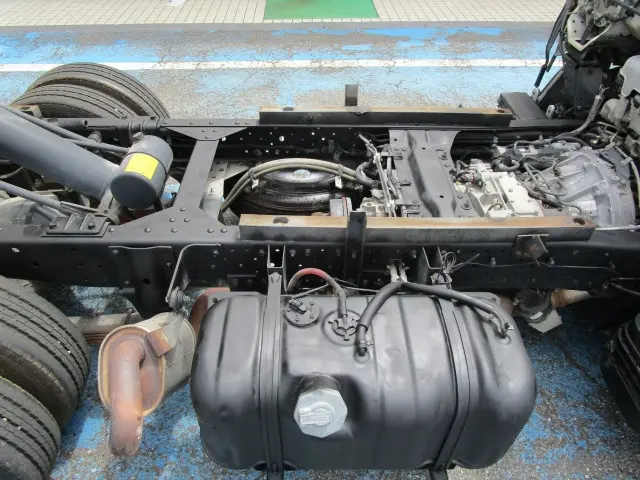 いすゞ エルフ TKG-NKR85AN(2WD)の写真16