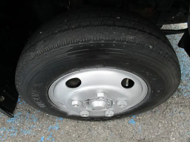 いすゞ エルフ TKG-NKR85AN(2WD)の写真44