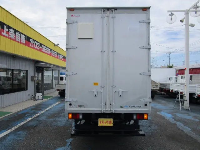 いすゞ エルフ TPG-NLR85AN(2WD)の写真4