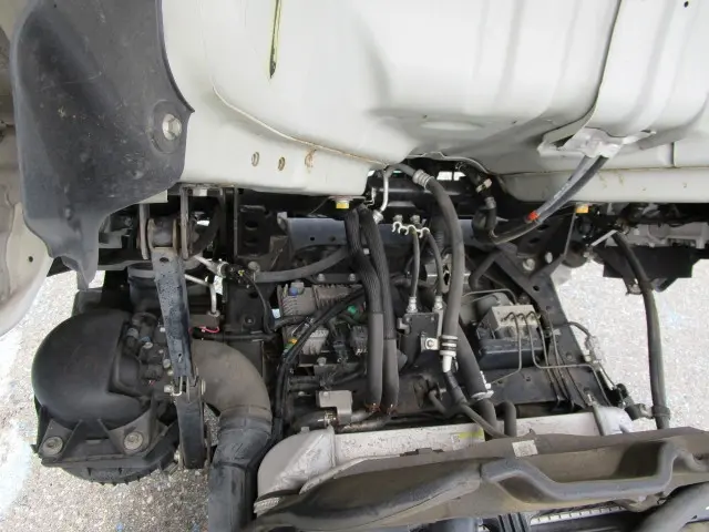 いすゞ エルフ TPG-NLR85AN(2WD)の写真26