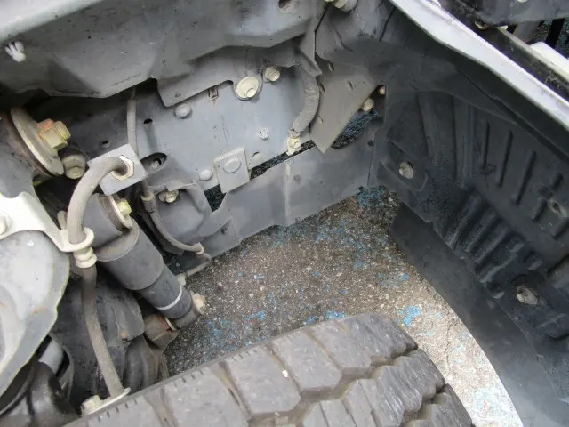いすゞ エルフ TPG-NLR85AN(2WD)の写真28