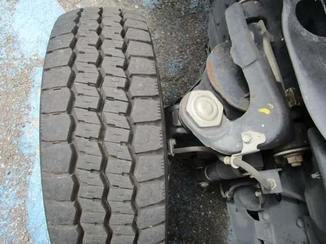 いすゞ エルフ TPG-NLR85AN(2WD)の写真29