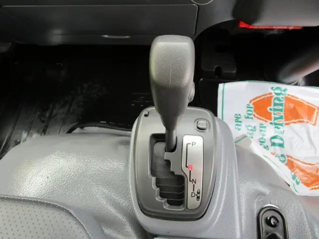 いすゞ エルフ TPG-NLR85AN(2WD)の写真39