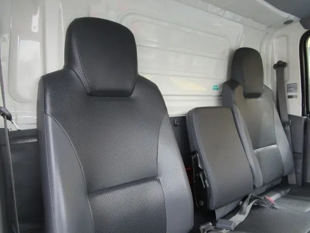 いすゞ エルフ TPG-NLR85AN(2WD)の写真41