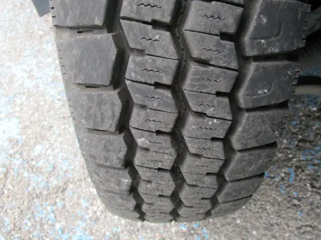いすゞ エルフ TPG-NLR85AN(2WD)の写真50
