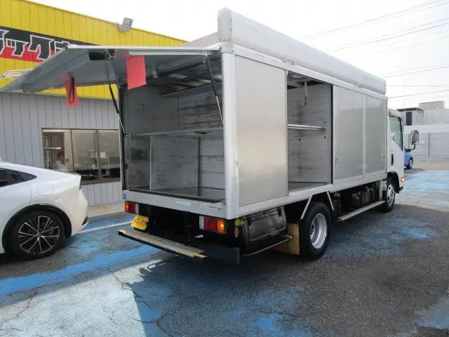 いすゞ エルフ TRG-NMR85N(2WD)の写真2