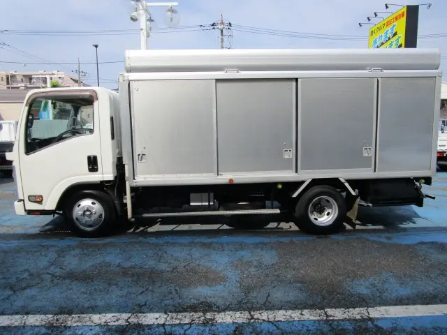 いすゞ エルフ TRG-NMR85N(2WD)の写真15