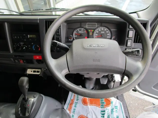 いすゞ エルフ TRG-NMR85N(2WD)の写真31