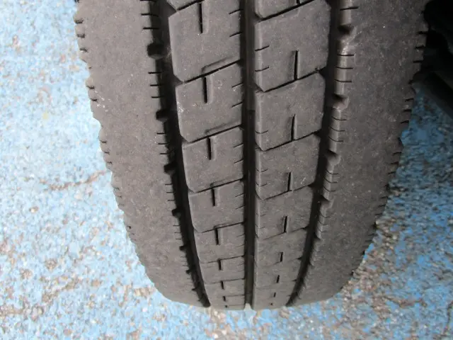 いすゞ エルフ TRG-NMR85N(2WD)の写真45