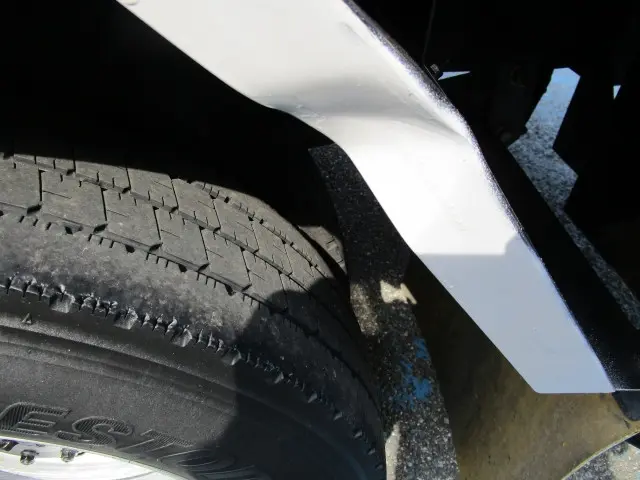いすゞ エルフ TRG-NMR85N(2WD)の写真47