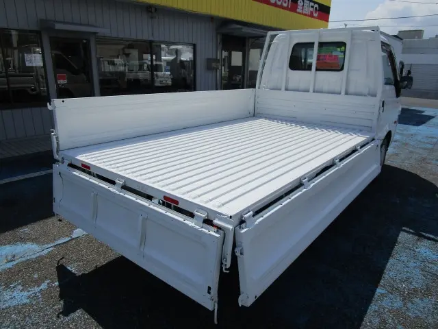 マツダ ボンゴトラック DBF-SLP2T(2WD)の写真2