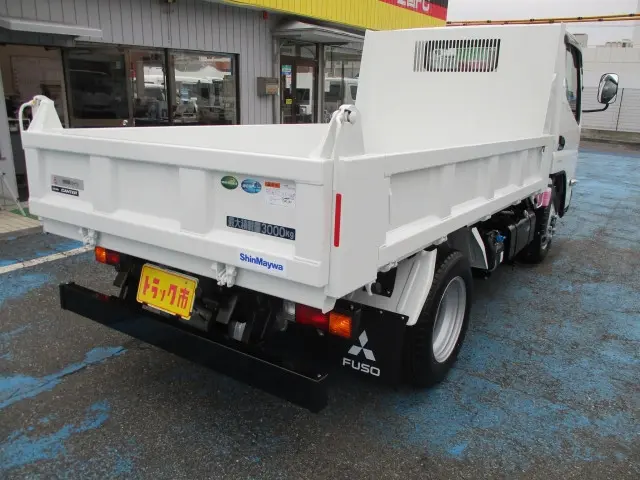 三菱 キャンター 2RG-FBA60(2WD)の写真3