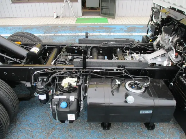 三菱 キャンター 2RG-FBA60(2WD)の写真15