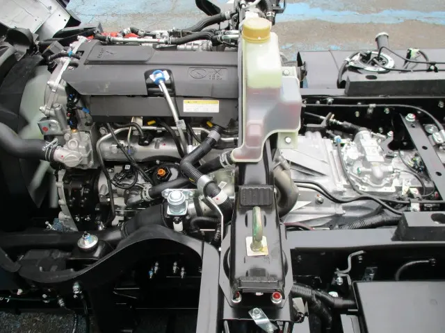 三菱 キャンター 2RG-FBA60(2WD)の写真16