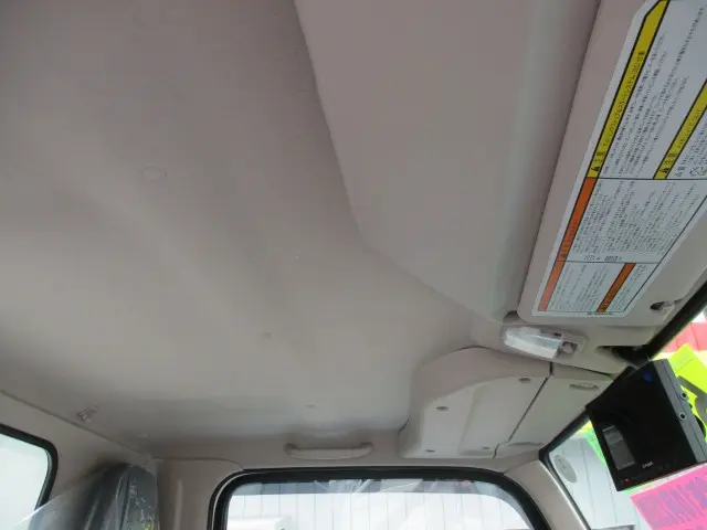 三菱 キャンター 2RG-FBA60(2WD)の写真26