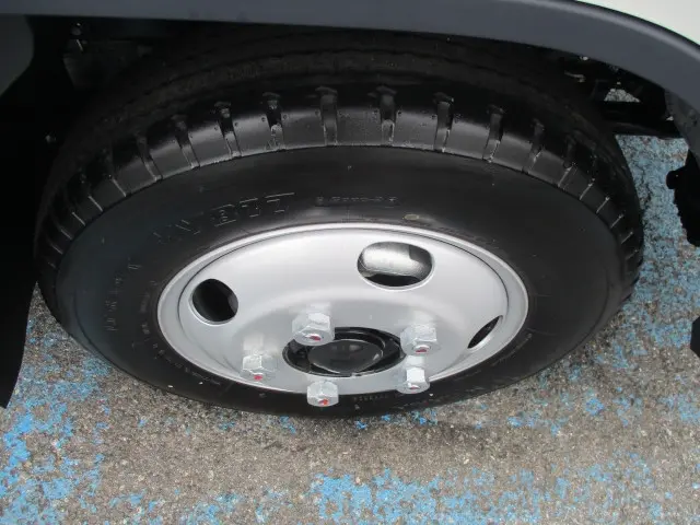 三菱 キャンター 2RG-FBA60(2WD)の写真37