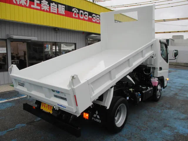 三菱 キャンター 2RG-FBA30(2WD)の写真2