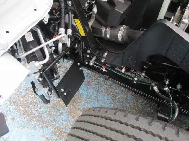 三菱 キャンター 2RG-FBA30(2WD)の写真21