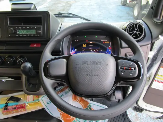 三菱 キャンター 2RG-FBA30(2WD)の写真25