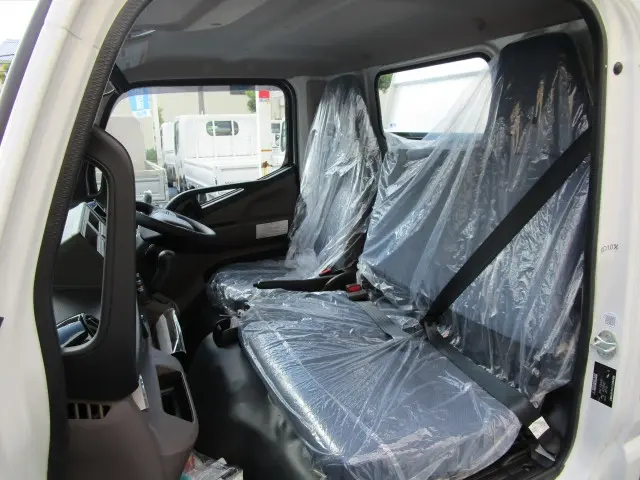 三菱 キャンター 2RG-FBA30(2WD)の写真29