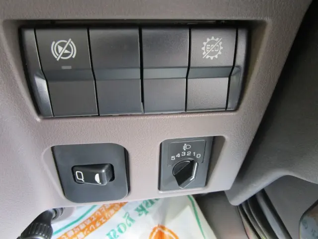 三菱 キャンター 2RG-FBA30(2WD)の写真37