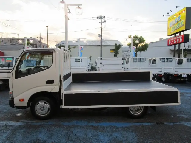 日野 デュトロ TPG-XZU605M(2WD)の写真10