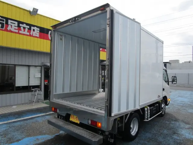 日野 デュトロ 2RG-XZC605M(2WD)の写真2