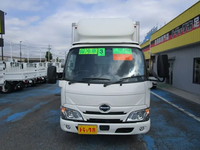日野 デュトロ 2RG-XZC605M(2WD)の写真7