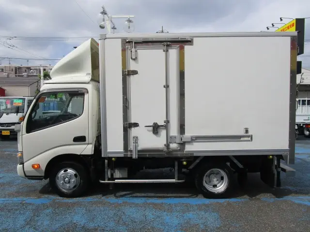 日野 デュトロ 2RG-XZC605M(2WD)の写真11