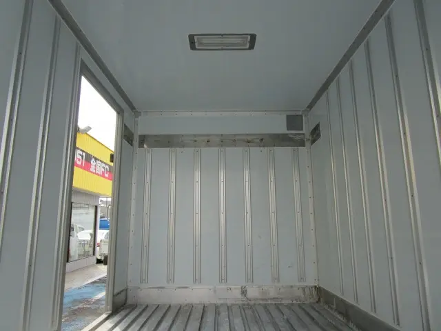 日野 デュトロ 2RG-XZC605M(2WD)の写真17