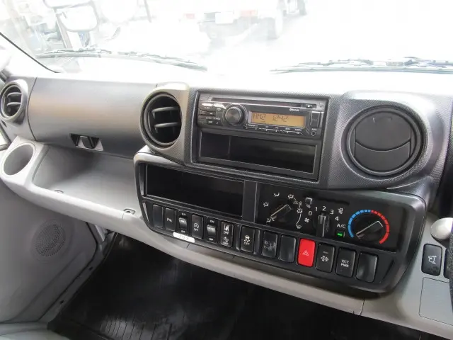 日野 デュトロ 2RG-XZC605M(2WD)の写真20