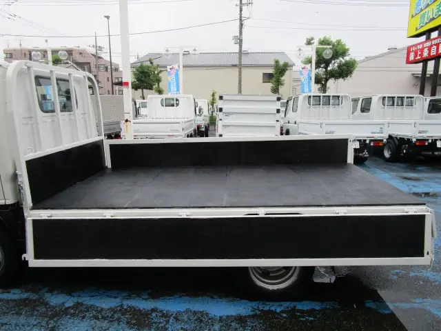 いすゞ エルフ TPG-NJR85A(2WD)の写真12