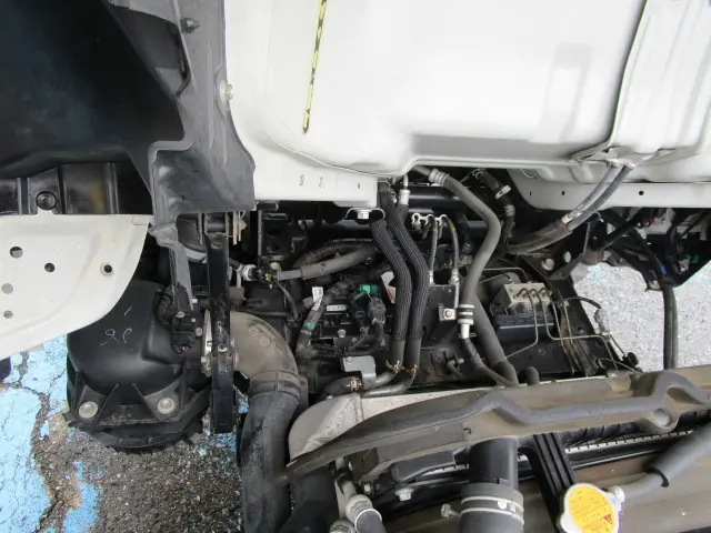 いすゞ エルフ TPG-NJR85A(2WD)の写真14