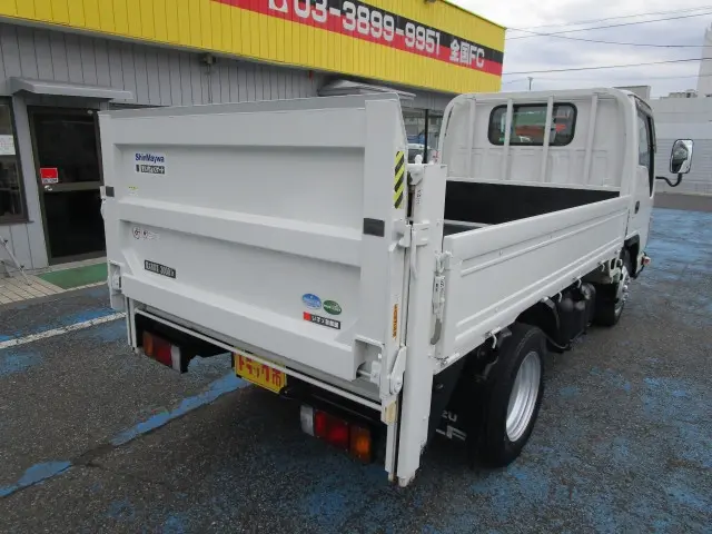 いすゞ エルフ TPG-NKR85A(2WD)の写真3