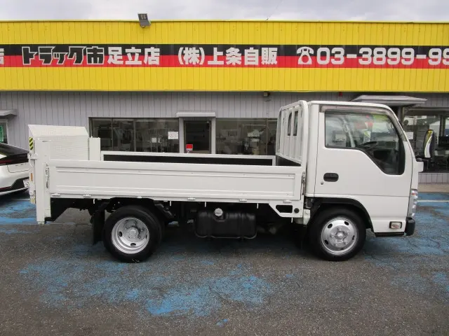 いすゞ エルフ TPG-NKR85A(2WD)の写真8