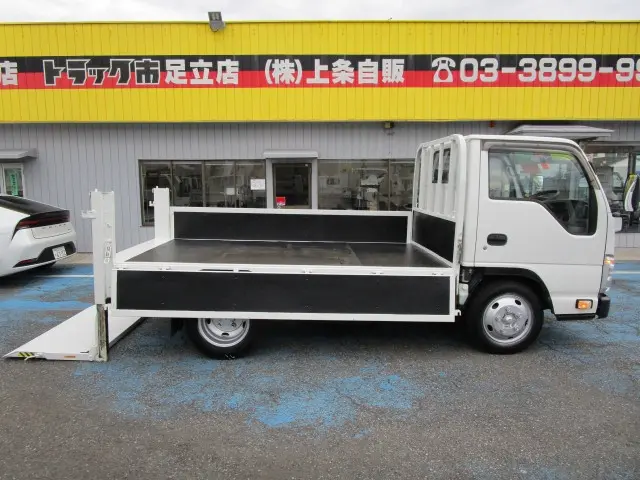 いすゞ エルフ TPG-NKR85A(2WD)の写真9