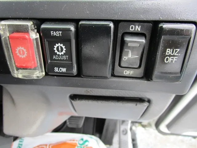 いすゞ エルフ TPG-NKR85A(2WD)の写真39