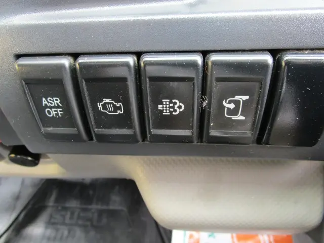 いすゞ エルフ TPG-NKR85A(2WD)の写真40
