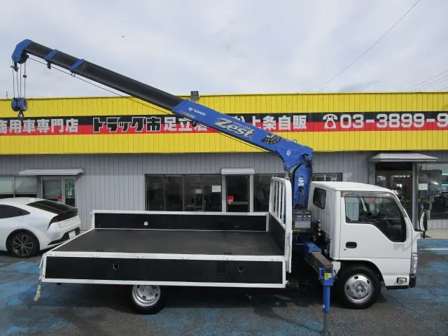 いすゞ エルフ TKG-NKR85AR(2WD)の写真9
